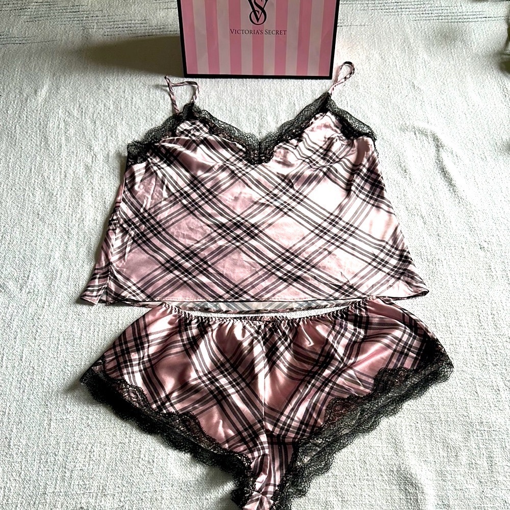 Victoria's Secret Pink Plaid Lace Trim Sleepwear Set M